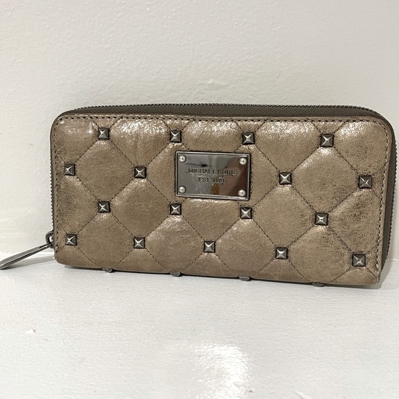 MICHAEL Michael Kors Handbags - MICHAEL Michael Kors wallet